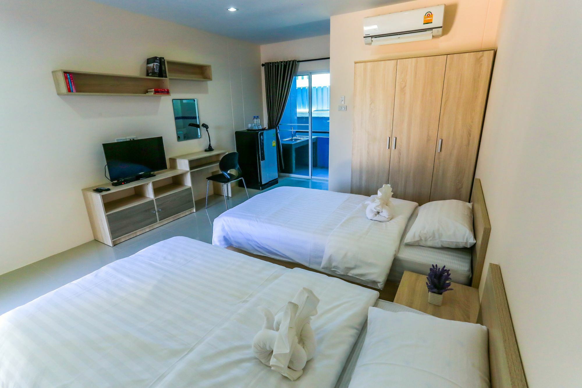 Tempo Plus Apartment Mae Sot Exterior foto